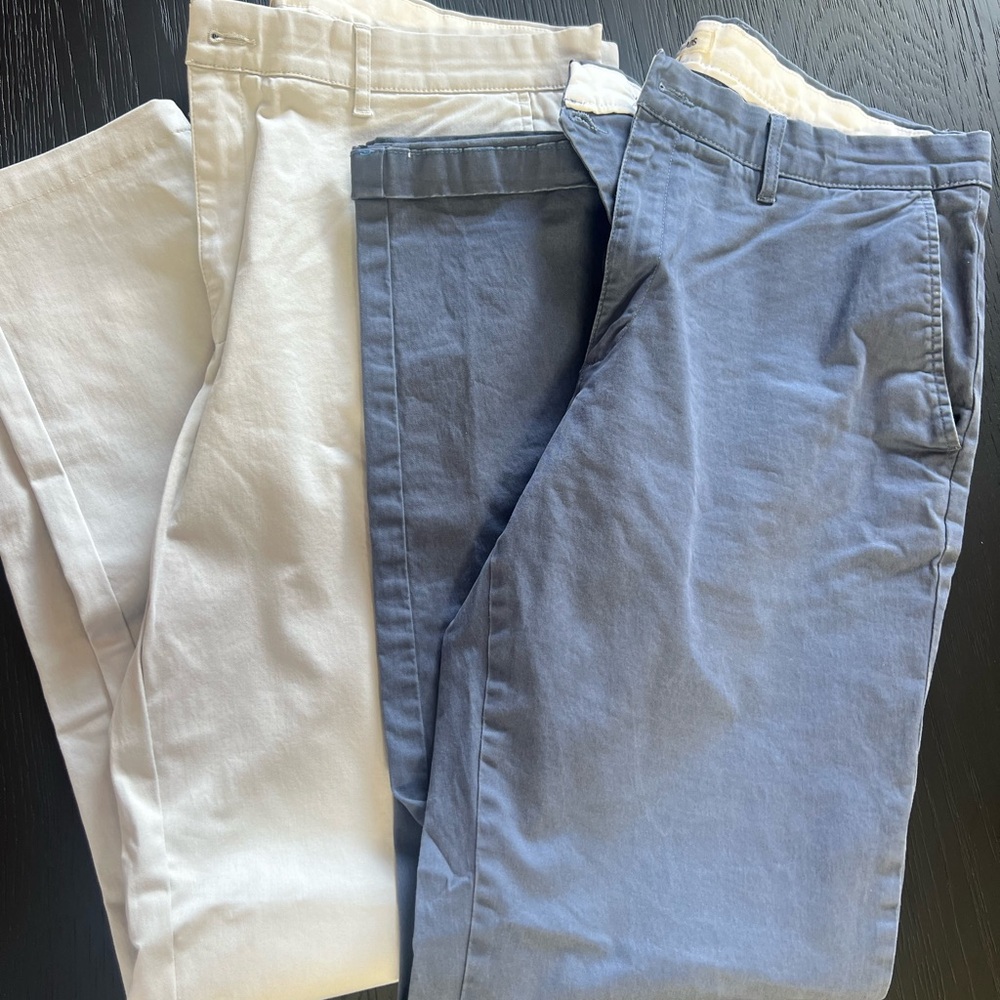 Goodthreads Men's Chinos in White and Blue